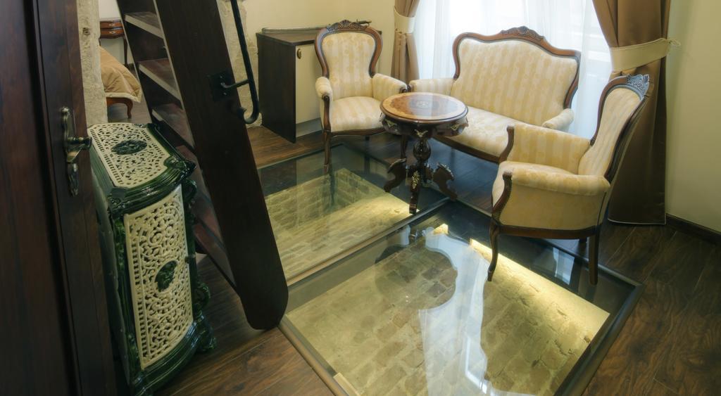 Only Krakow Apartments 객실 사진
