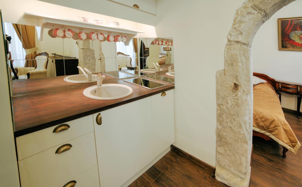 Only Krakow Apartments 객실 사진
