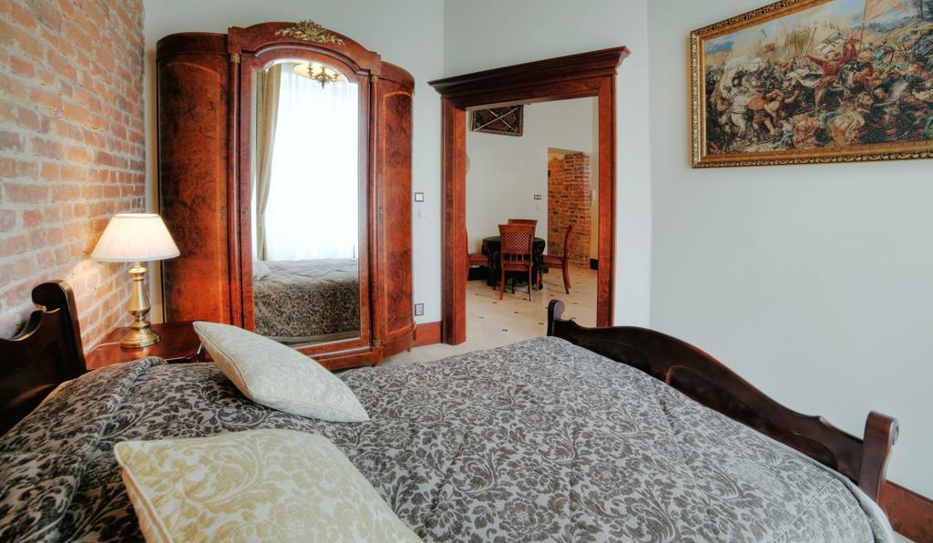 Only Krakow Apartments 객실 사진